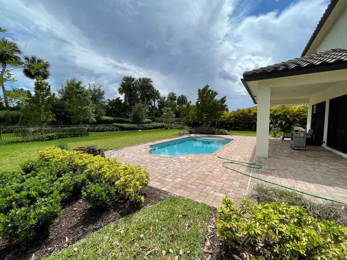 IMG_1563 at 11720 Waterway Circle, Parkland