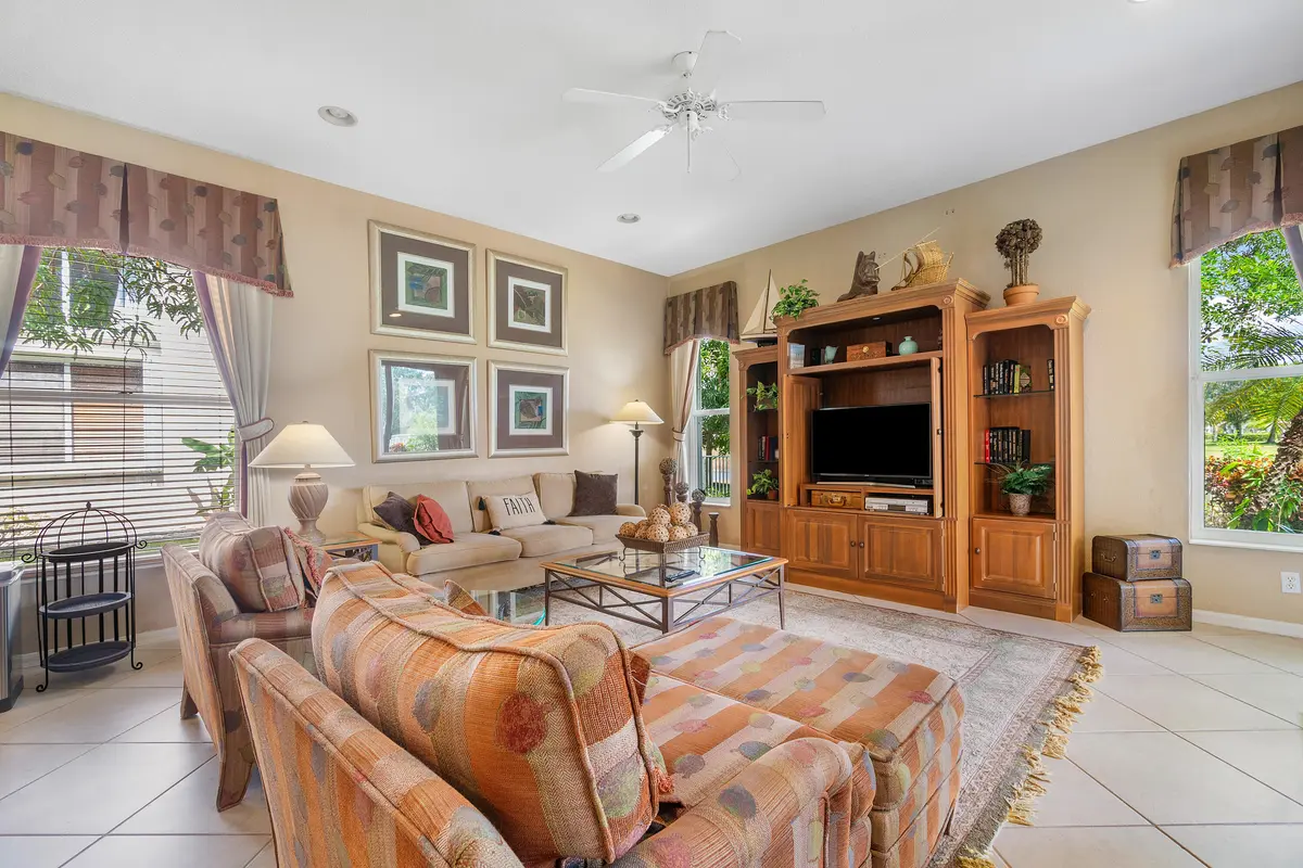 Family Room at 11415 Nautica Court, Wellington