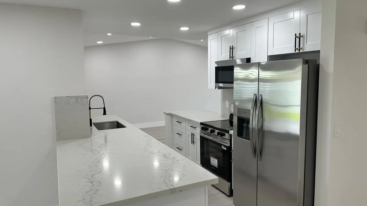 IMG_2985 at 3261 SW 4th Street, Deerfield Beach