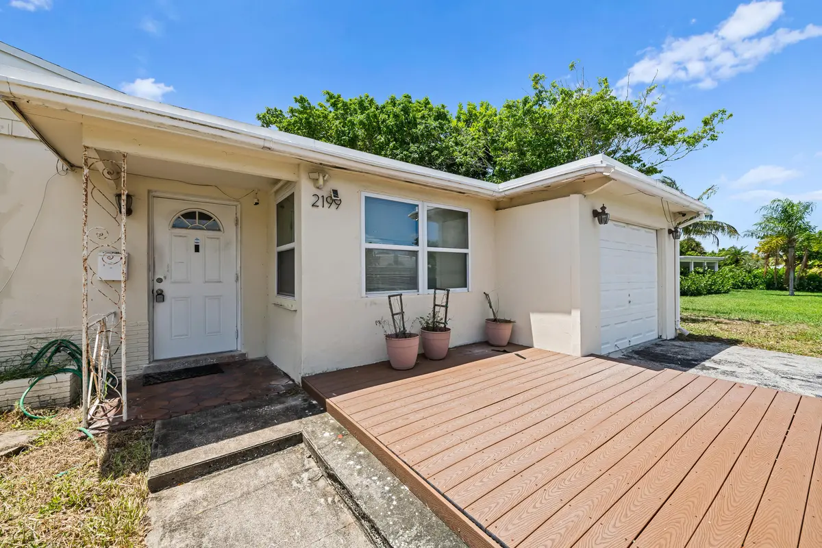 DSC_1520 at 2199 NE 5th Avenue, Boca Raton