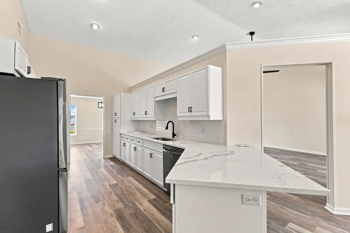 9-web-or-mls-AR Media 9 at 165 SW Hawthorne Circle, Port St. Lucie