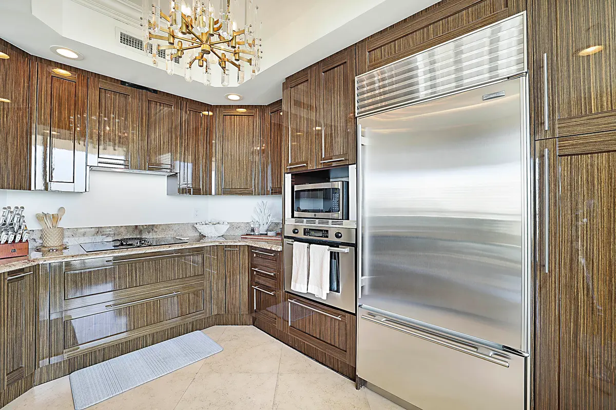 2700 N Ocean Dr 1006 -6 at 2700 N Ocean Drive 1006b, Riviera Beach