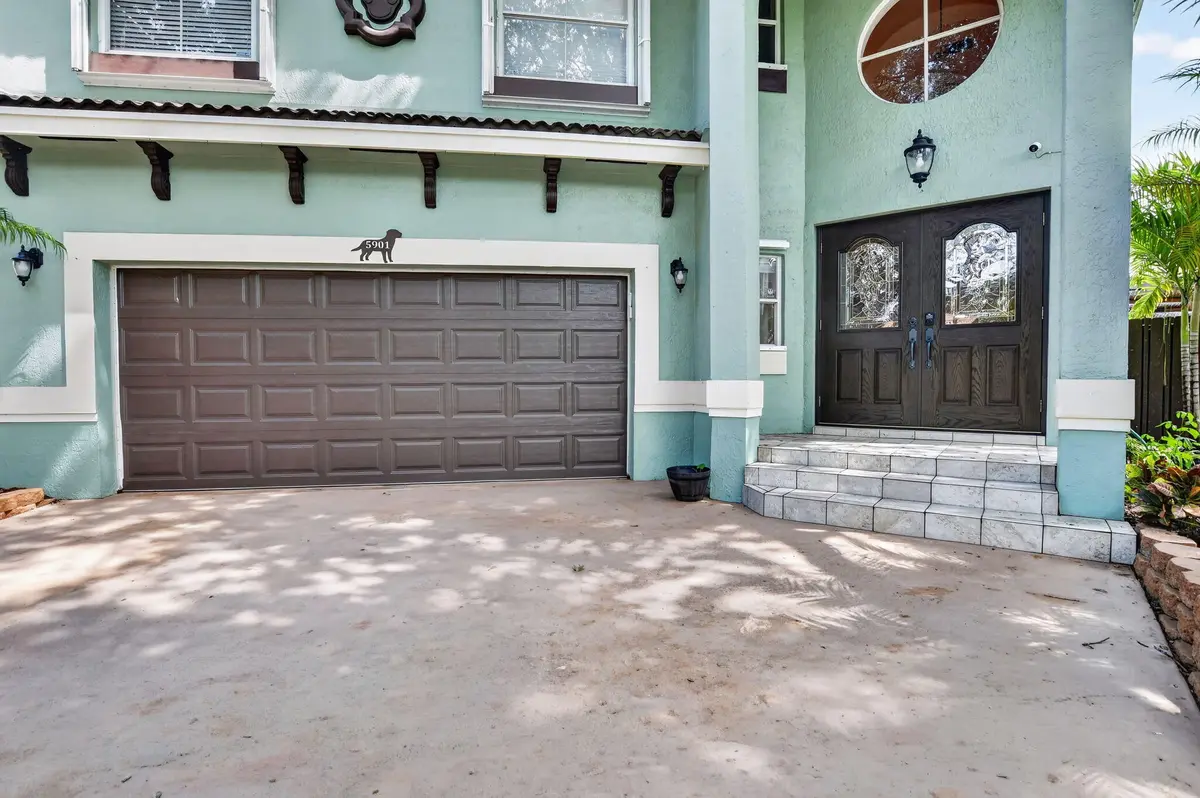 front entrance at 5901 NW 58th Terrace, Parkland
