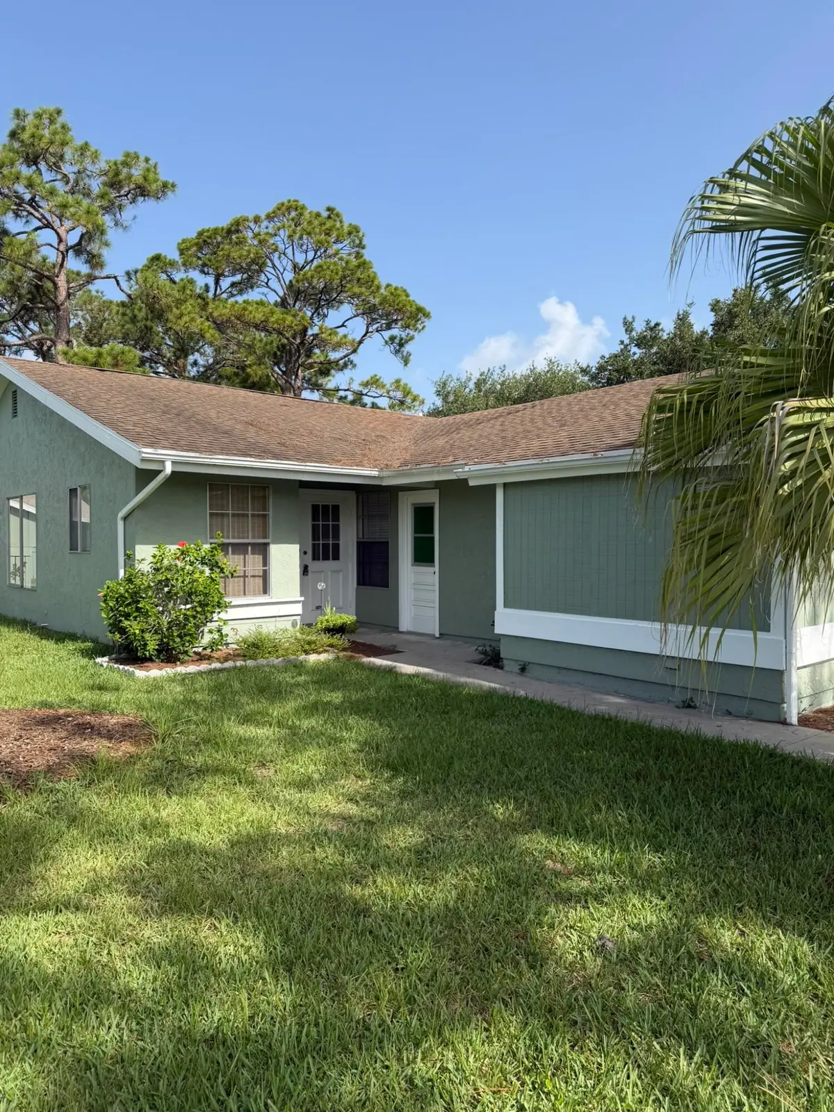 Exterior Front at 1720 SE Linpark Court, Port St. Lucie