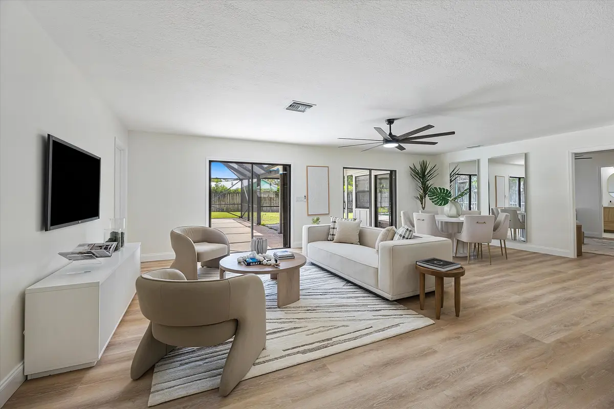 6. at 621 NE Town Terrace, Jensen Beach