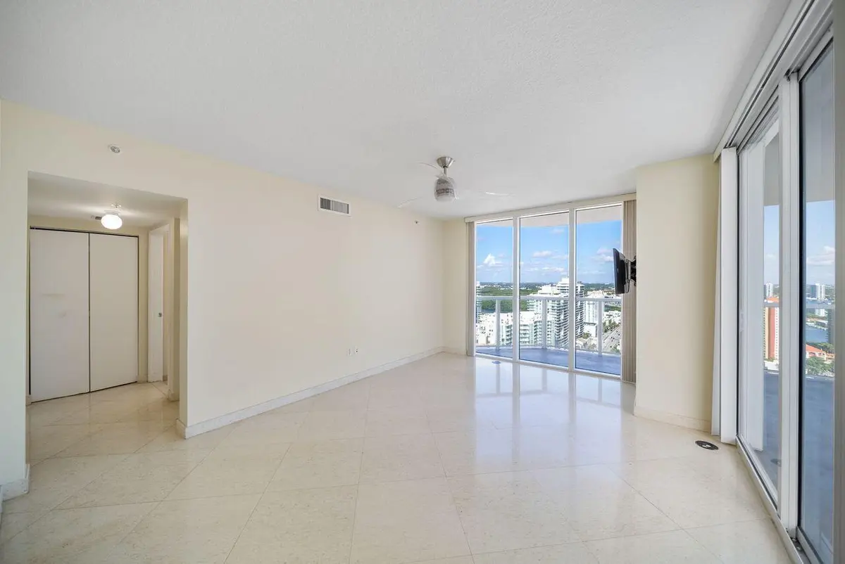 La Perla 3407a at 16699 Collins Avenue 3407, Sunny Isles Beach