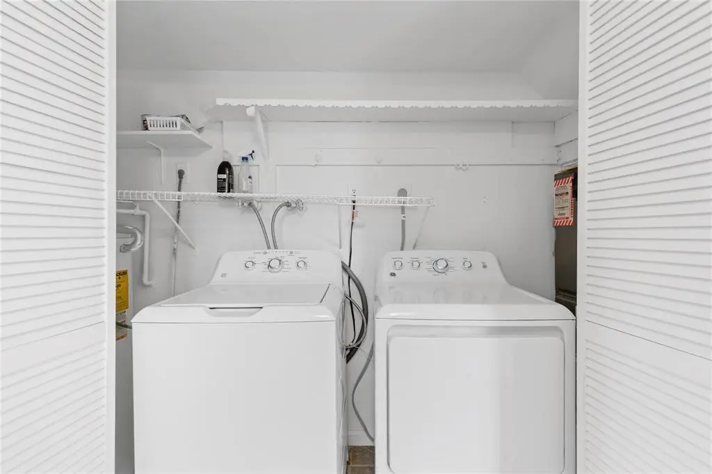 242No6 at 242 Neptune Avenue, Lauderdale-By-The-Sea