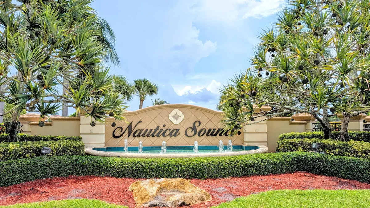Front entrance at 3576 Stratton Lane, Boynton Beach
