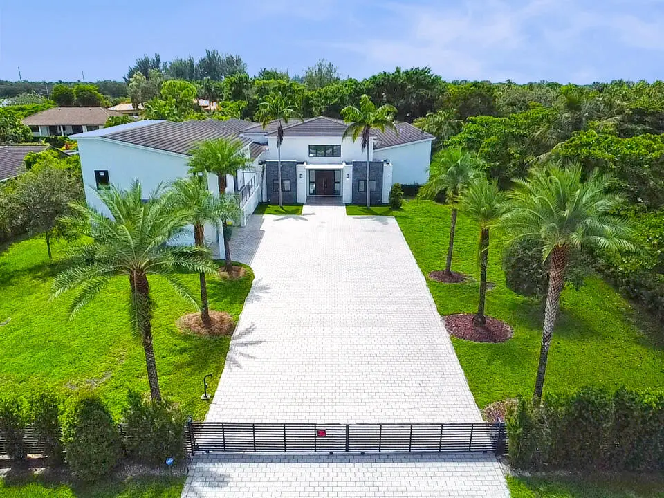 11350 NW 8th Street, Plantation, FL – photo 3