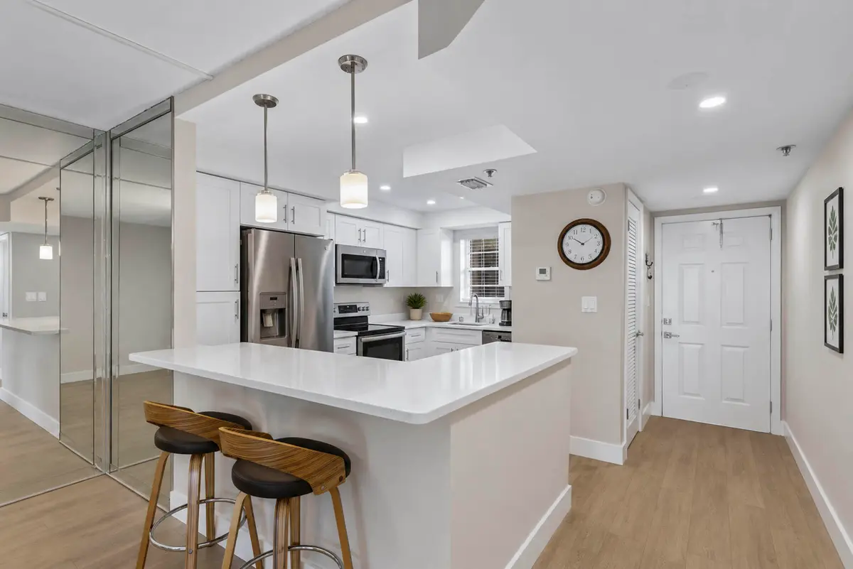 3_98A0579 at 3150 W Rolling Hills Circle 709, Davie