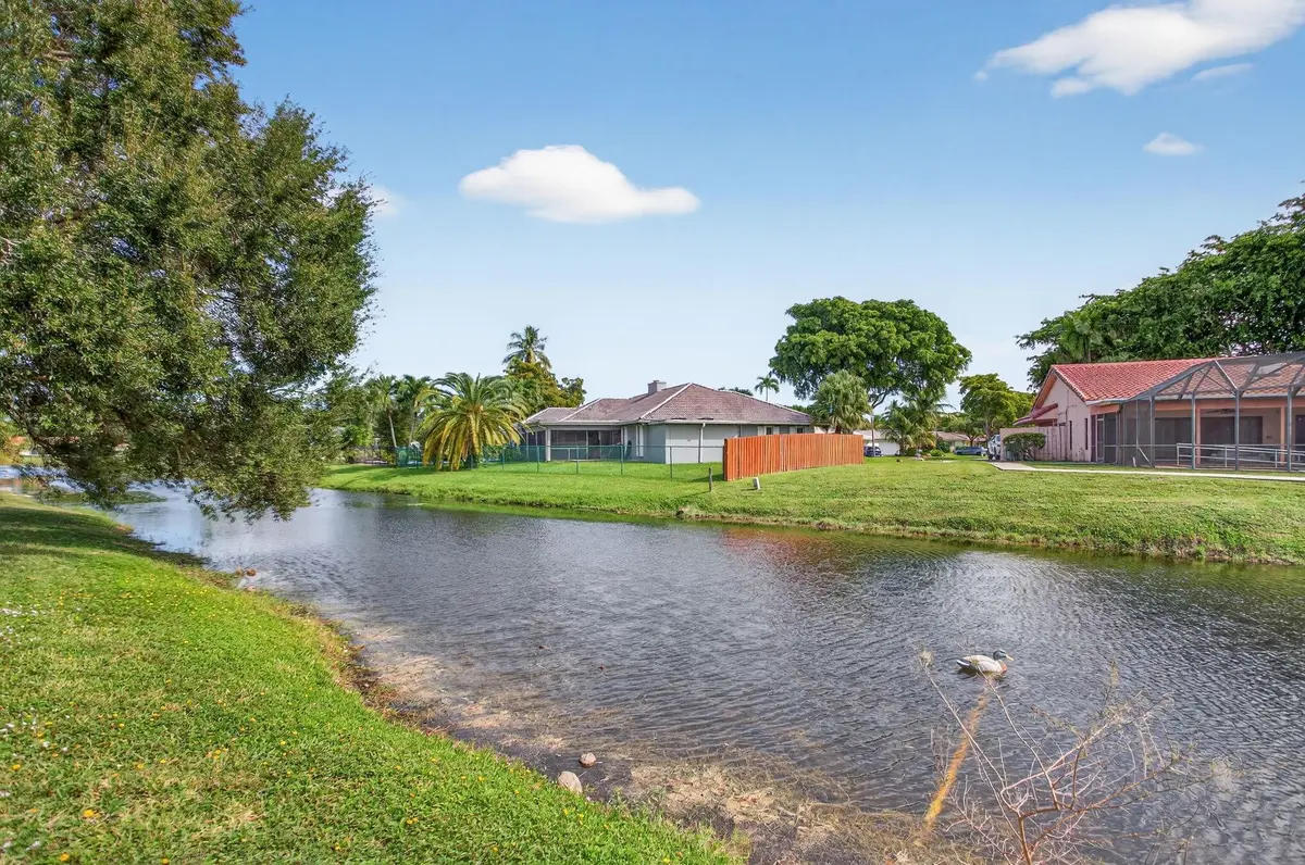 Photo 6 at 2421 NW 114th Avenue, Coral Springs
