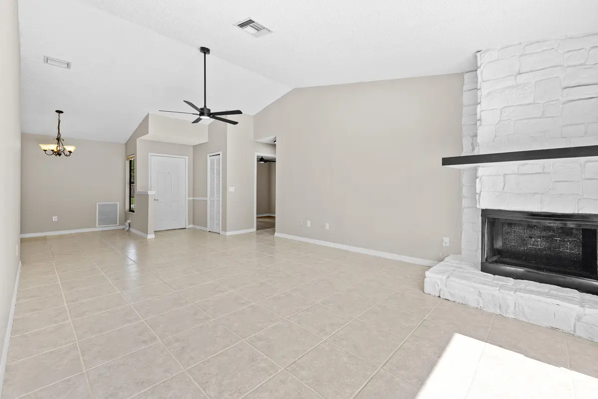 1322 R-6222 at 1322 Denlow Lane, Royal Palm Beach