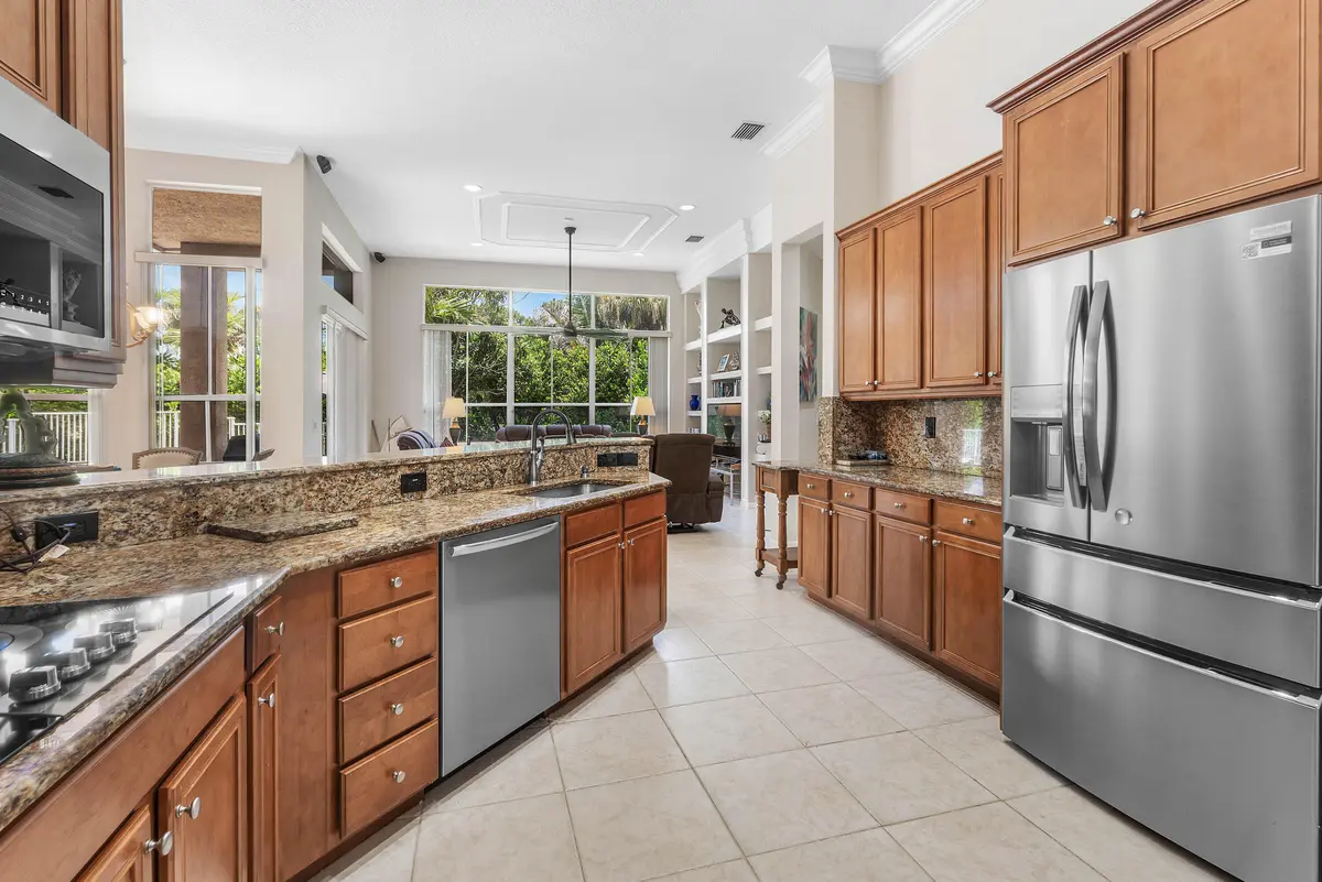 010-911ForestGlenLane-Wellington-FL-3341 at 911 Forest Glen Lane, Wellington