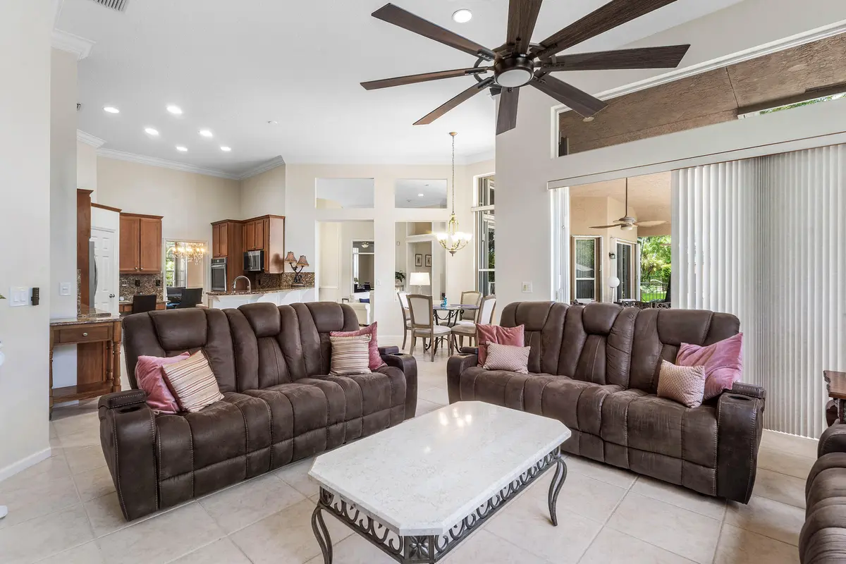 016-911ForestGlenLane-Wellington-FL-3341 at 911 Forest Glen Lane, Wellington