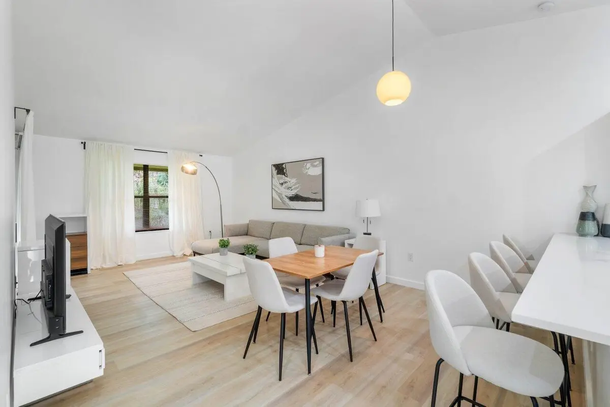 Dining area at 13175 CHADWICK Court 36, Wellington