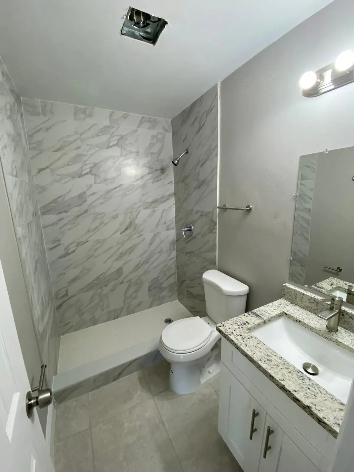 Master Bathroom at 9121 Bamboo Drive, Palm Beach Gardens