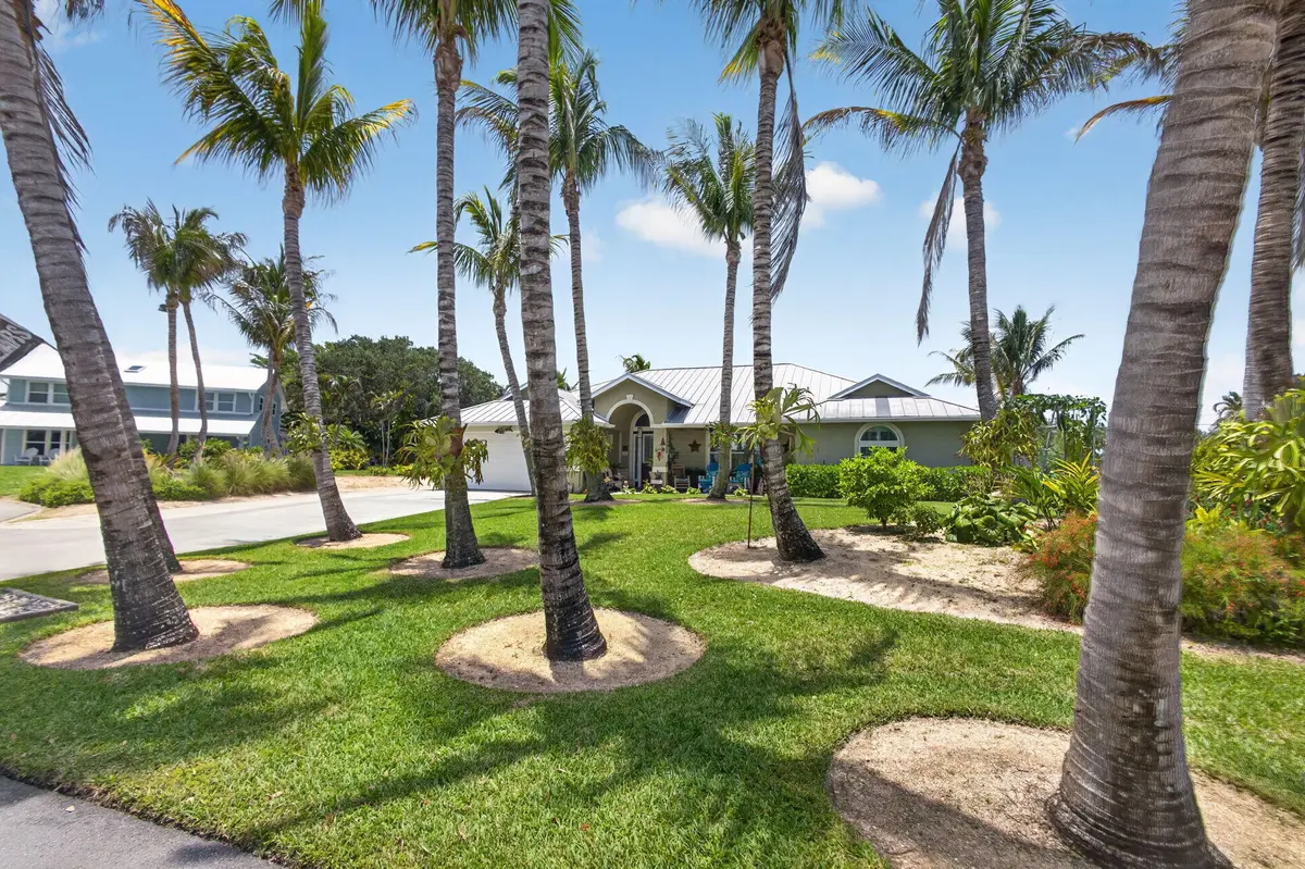 1-web-or-mls-5D1A4042 at 8081 SE Shiloh Terrace, Hobe Sound