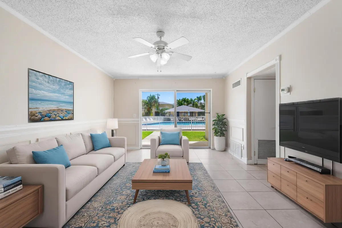 16_16 - standard at 510 Prosperity Farms Rd. Road 4b, North Palm Beach