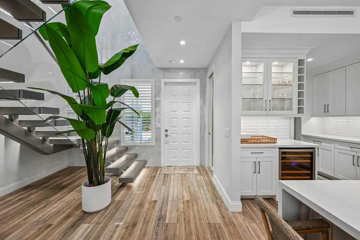 Entry at 1835 S Ocean Boulevard H, Delray Beach