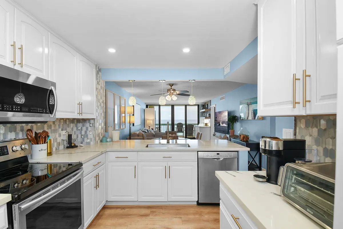 12-web-or-mls-500_4168 at 9940 S Ocean Drive 607, Jensen Beach