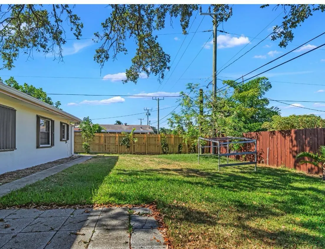 203fb660-992c-46b2-a5e9-d4c821431809 at 1304 SE 2nd Avenue, Deerfield Beach