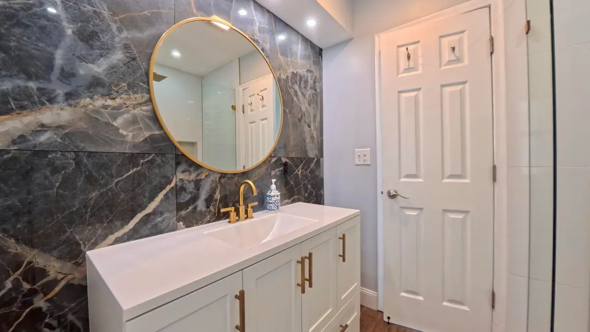 Primary Bathroom at 1381 Wyndcliff, Wellington