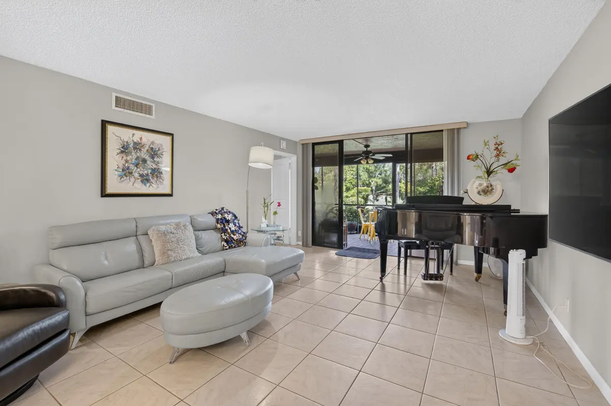 8-web-or-mls-DSC_1976 at 7473 Glendevon Lane 402, Delray Beach