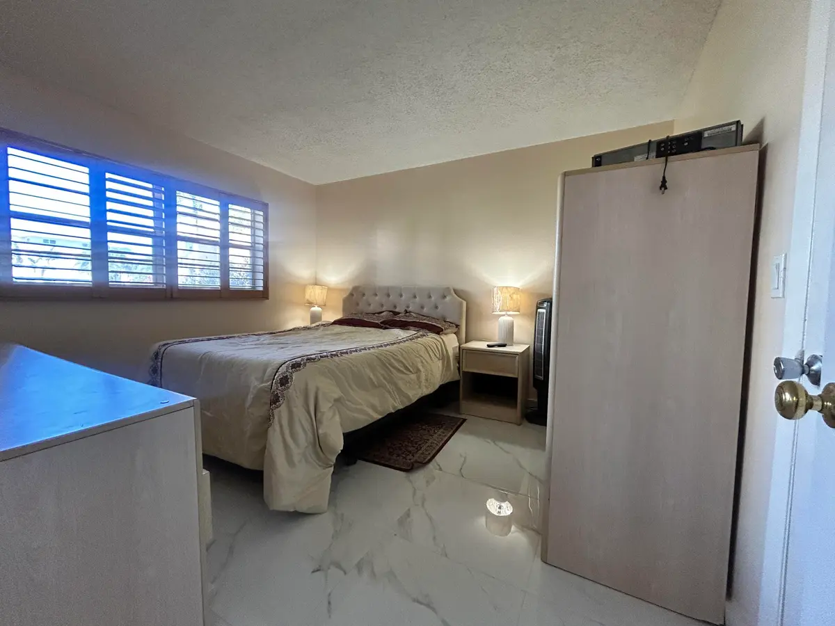 Guest bedroom at 300 NE 26th Avenue 113, Boynton Beach