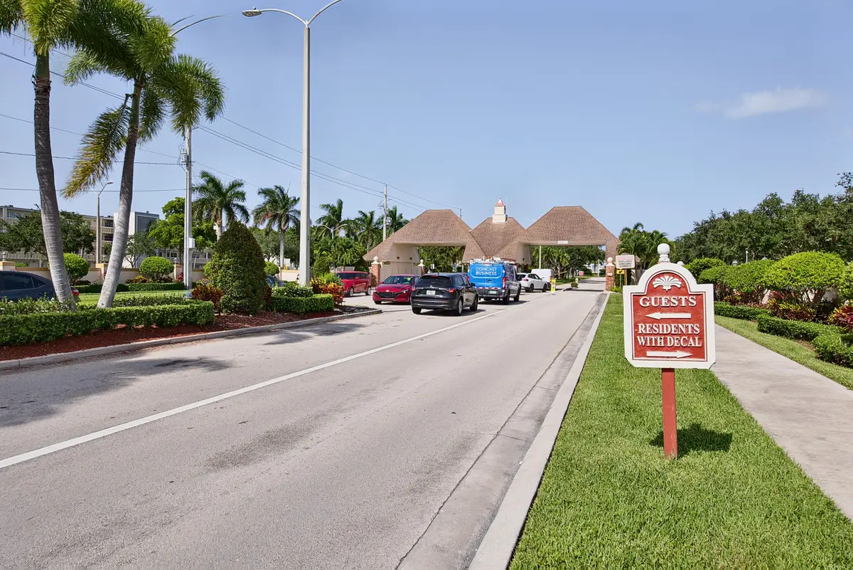 Community Amenities at 50 Suffolk B 50, Boca Raton