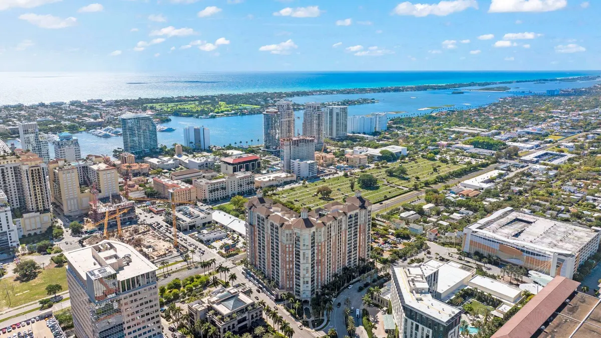 Building Aerial at 550 Okeechobee Boulevard 1421, West Palm Beach