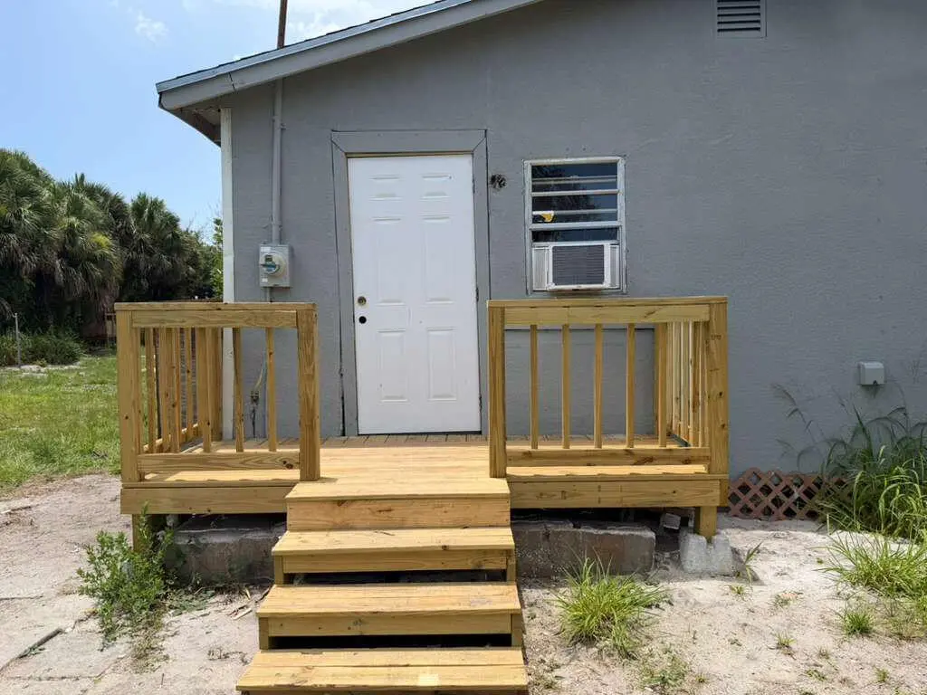 4250 29TH AVE - Back 2 at 4250 29th Avenue B, Vero Beach