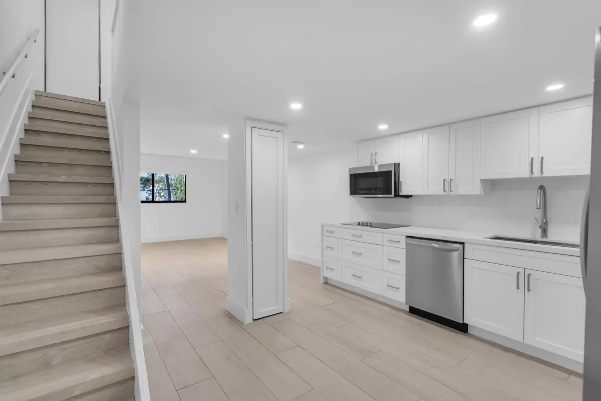 5-web-or-mls-5750TurinStap#206-5 at 5750 Turin Street 206, Coral Gables