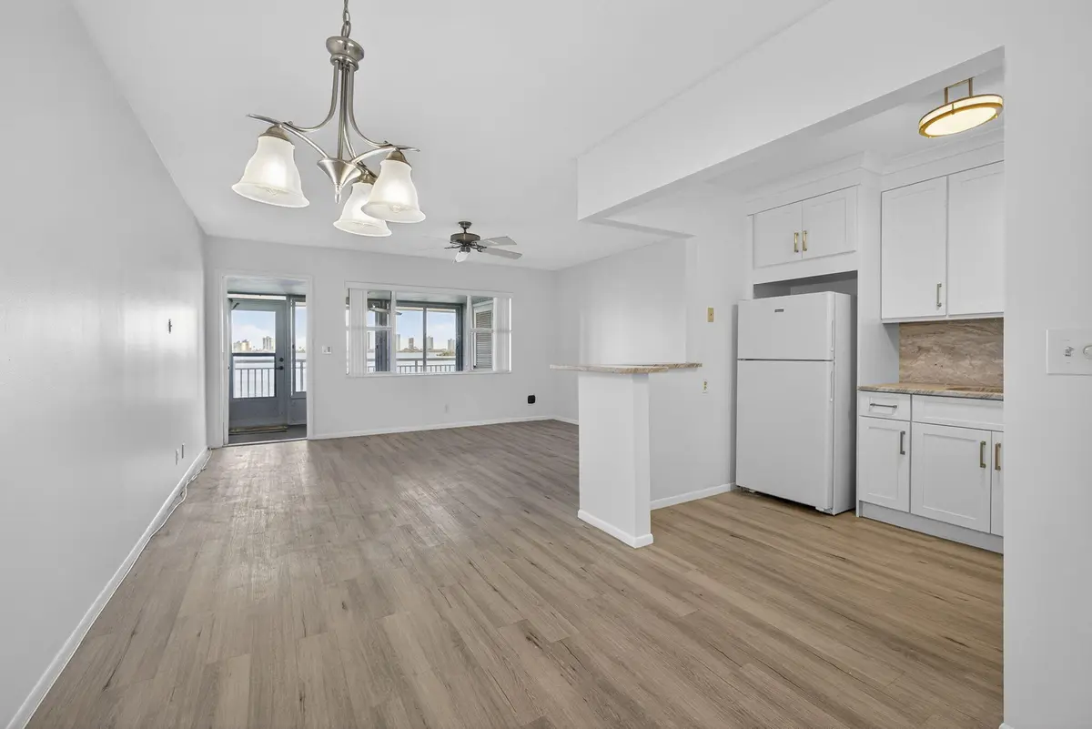 living area at 100 Shore Court 307, North Palm Beach