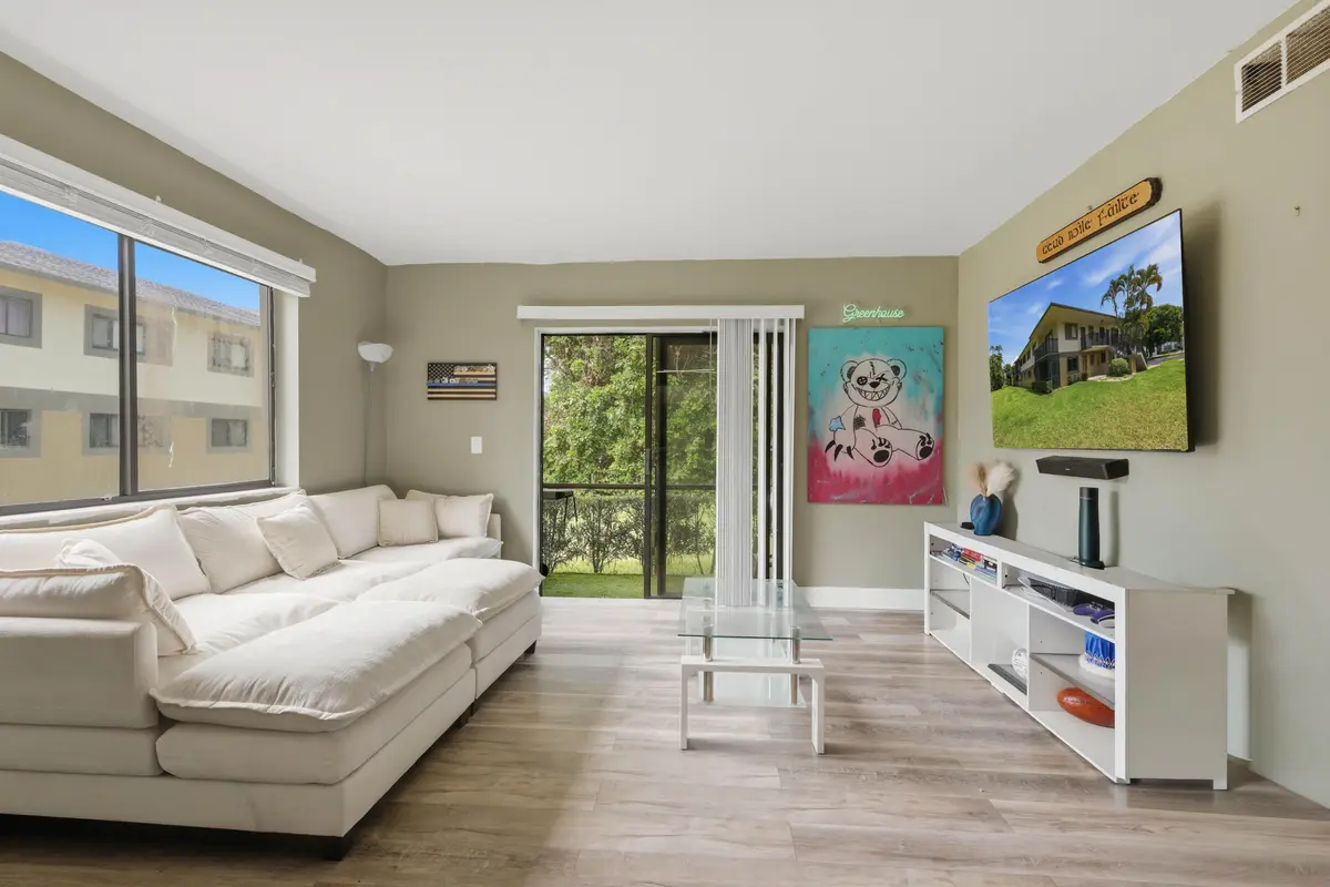 2J9A4693 at 545 Trace Circle 102, Deerfield Beach