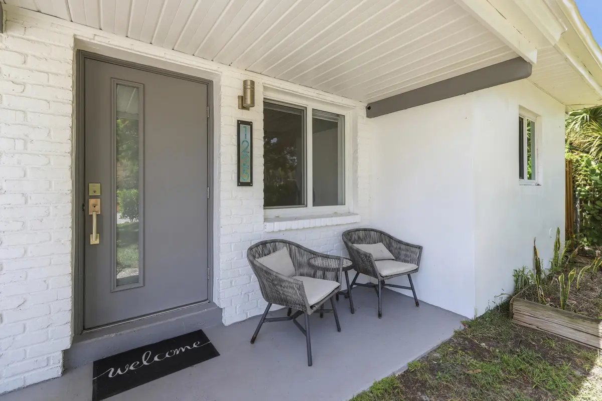Entrance at 1225 15th Avenue, Lake Worth Beach