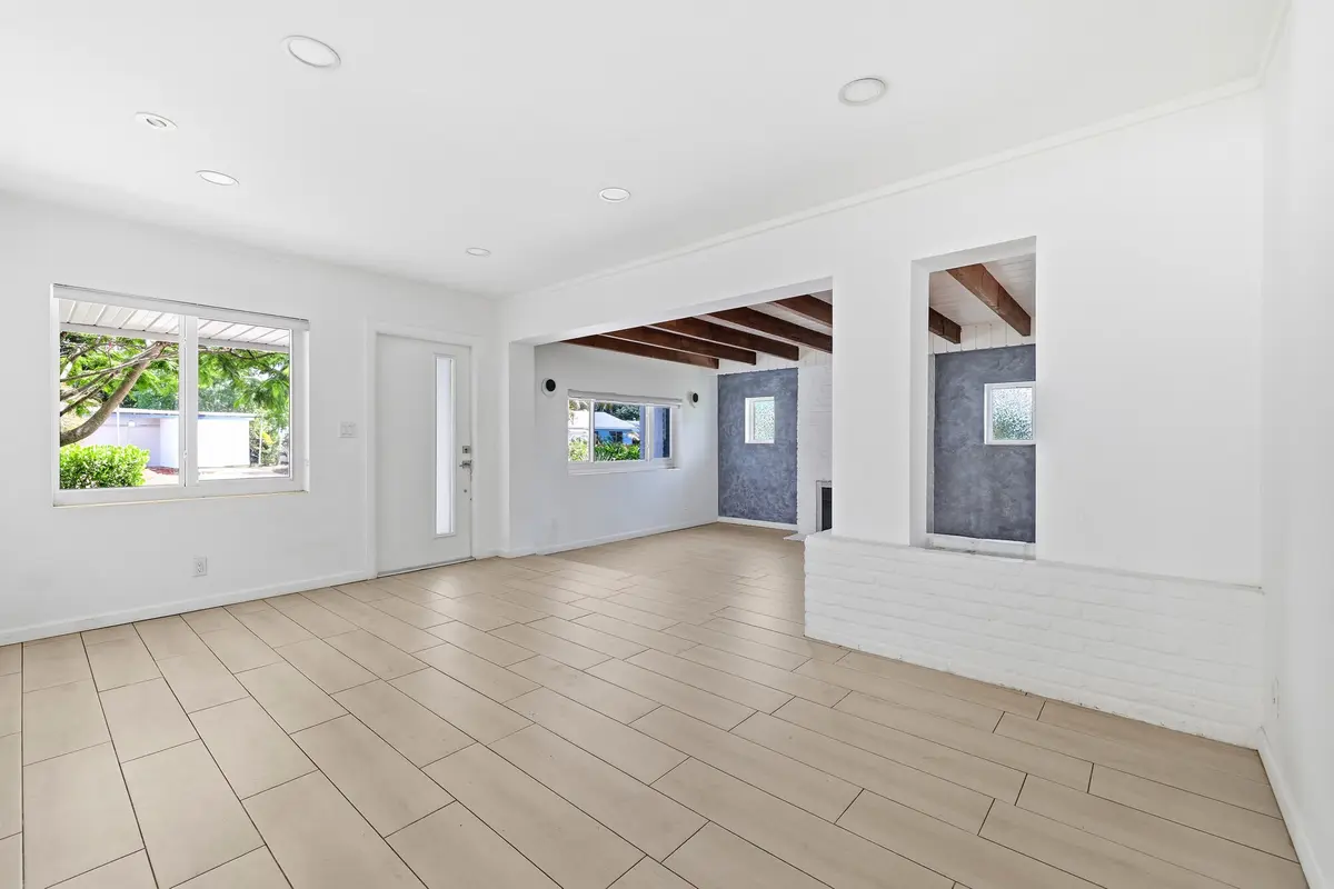 Living area at 1225 15th Avenue, Lake Worth Beach