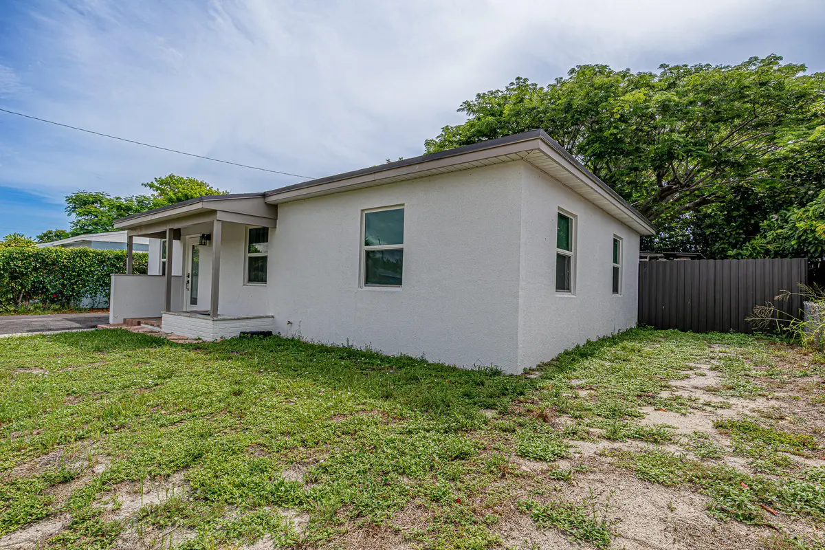 IMG_4040 at 1416 S C Street, Lake Worth Beach