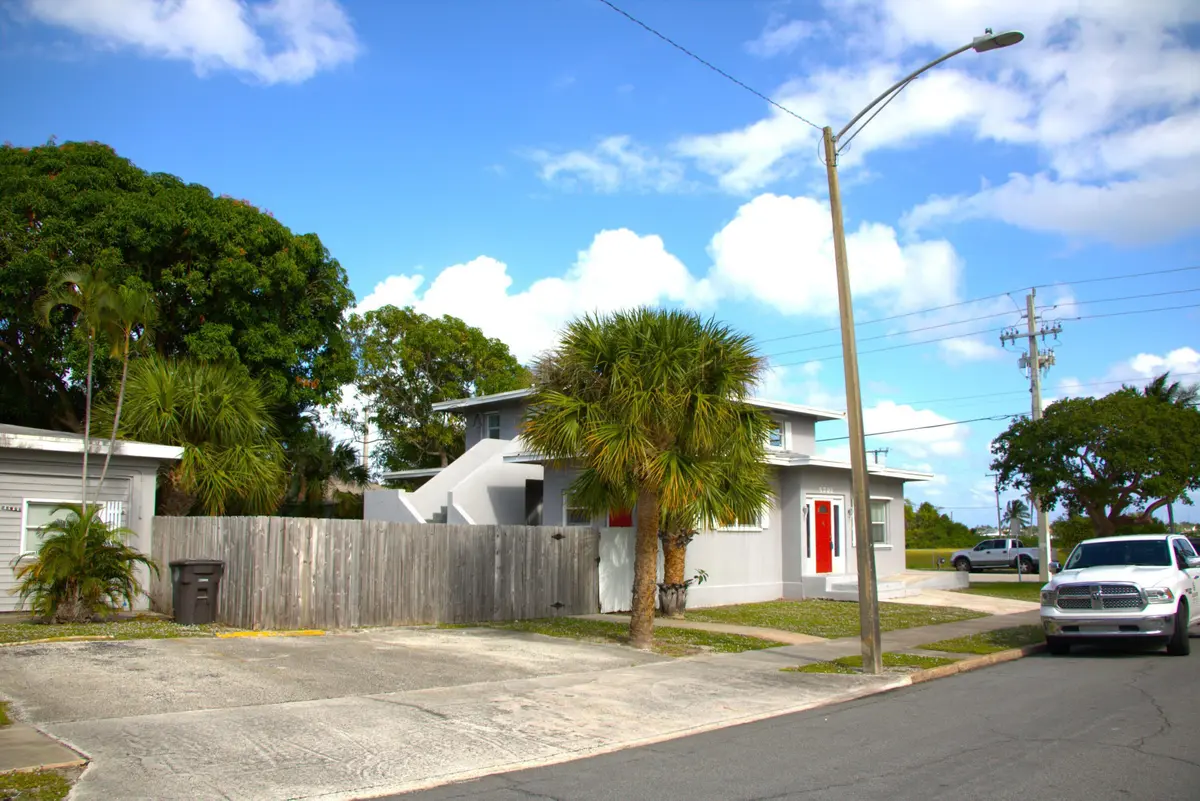 20221201225241609333000000-o at 5701 N Flagler Drive, West Palm Beach