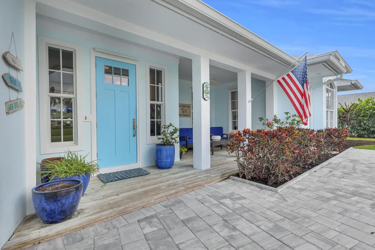 4_8p3a2649 at 236 Fairway, Tequesta