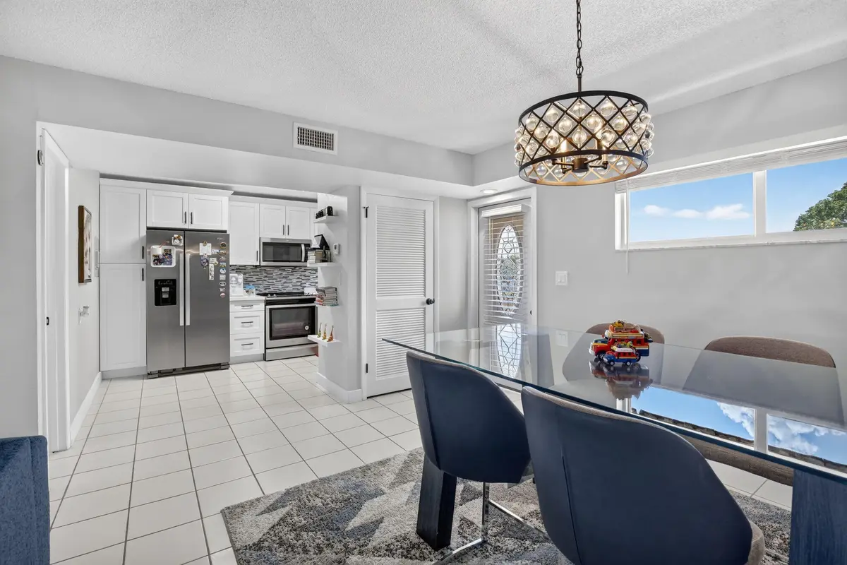 13-web-or-mls-_A7A3645 at 9923 S Hollybrook Lake Drive 305, Pembroke Pines