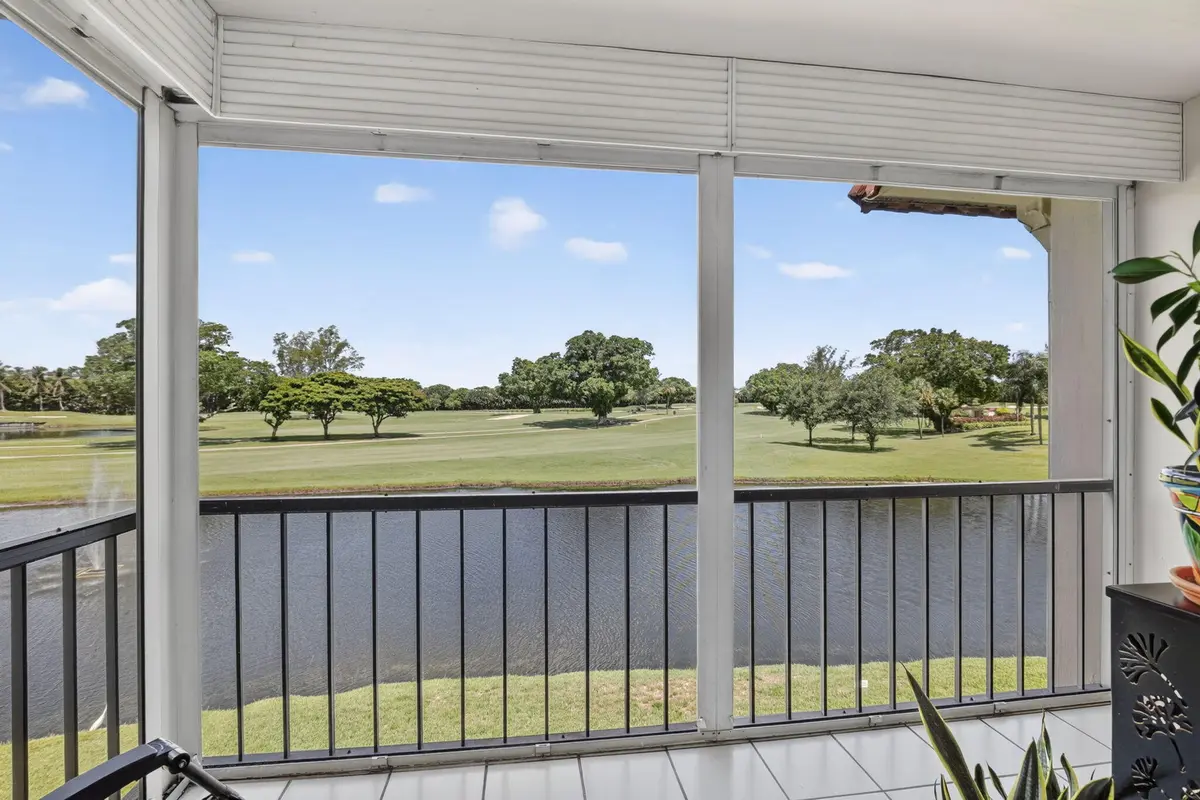34-web-or-mls-_A7A3755 at 9923 S Hollybrook Lake Drive 305, Pembroke Pines