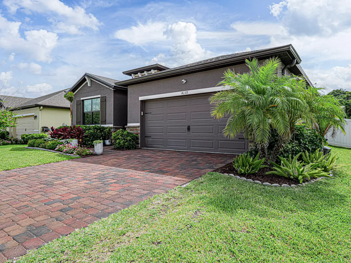 Front of Structure at 4139 Keeson Circle, Vero Beach