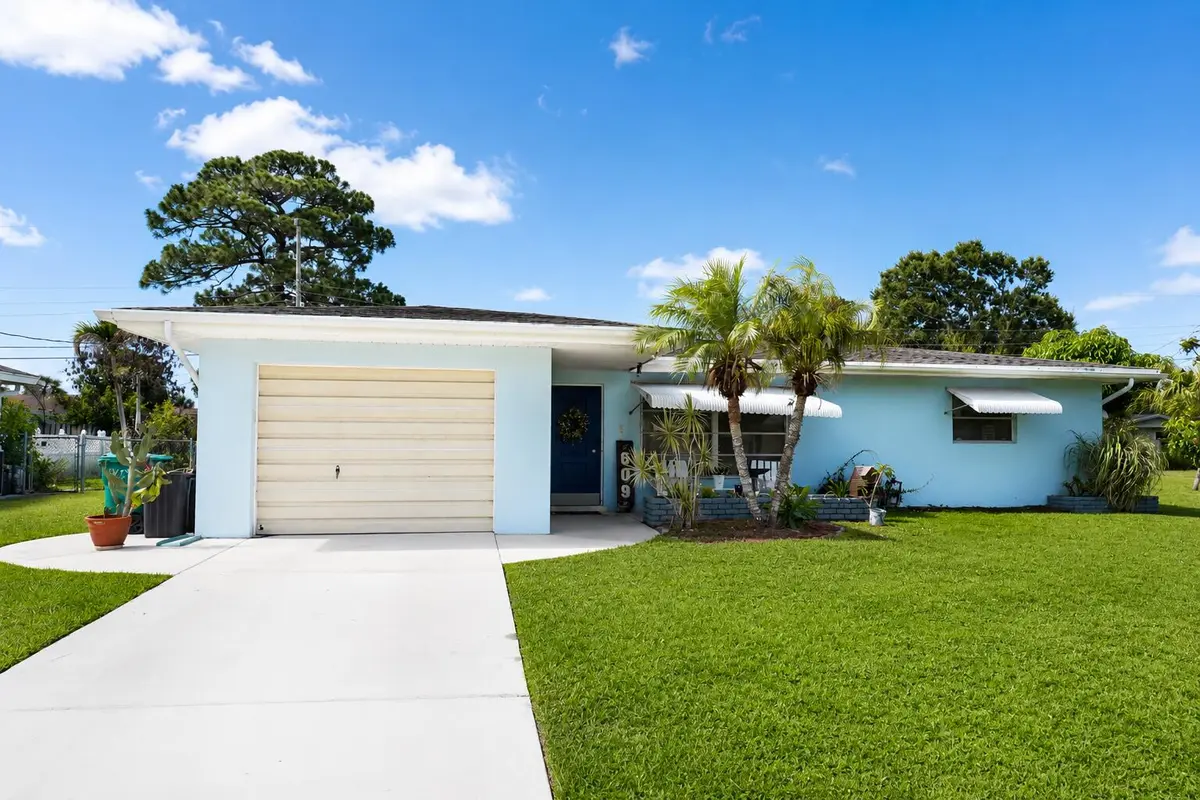 609 Ash Street, Port St. Lucie, FL – photo 2
