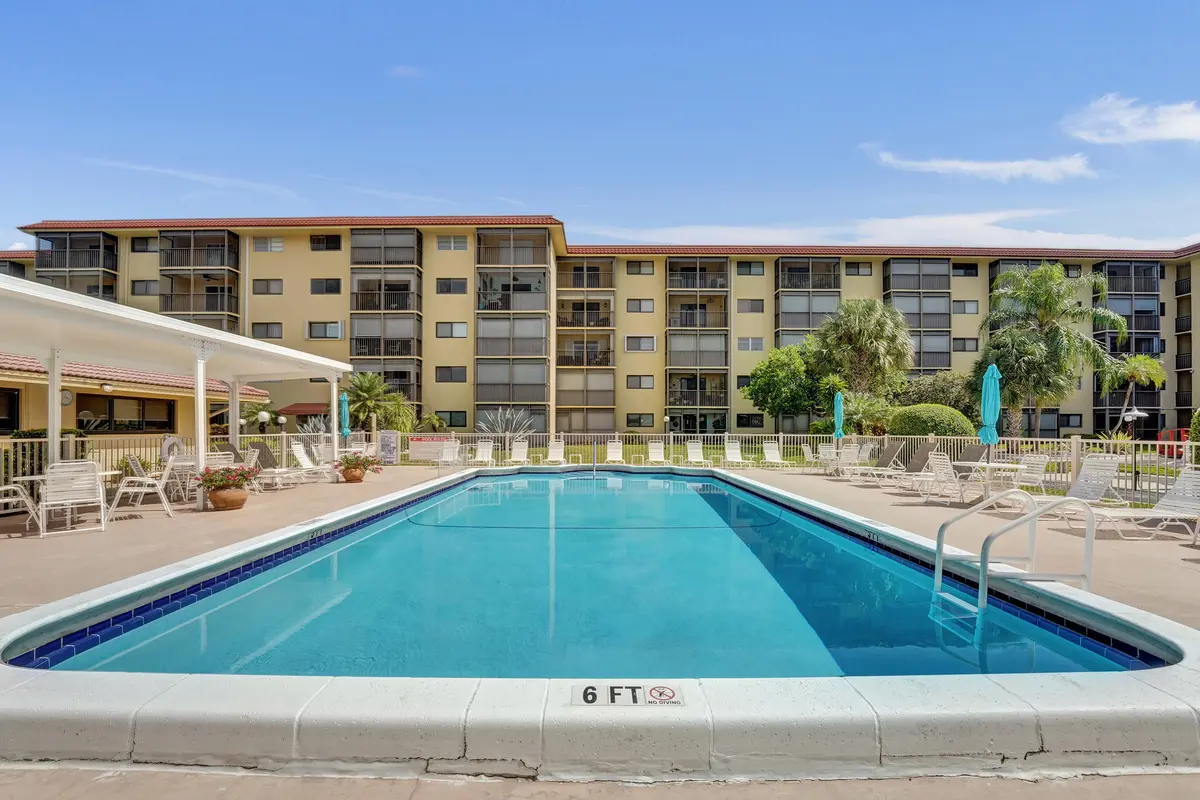 DSC01918 at 2601 NE 14th Street Causeway 231, Pompano Beach