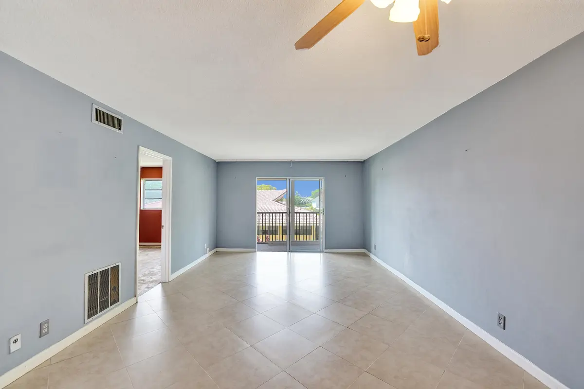 DSC02029 at 2601 NE 14th Street Causeway 231, Pompano Beach
