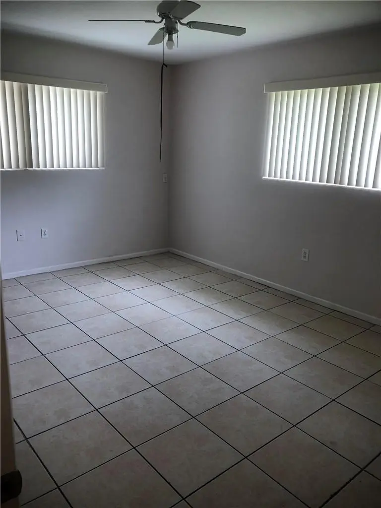Photo 6 at 6900 NW 14th Court, Plantation
