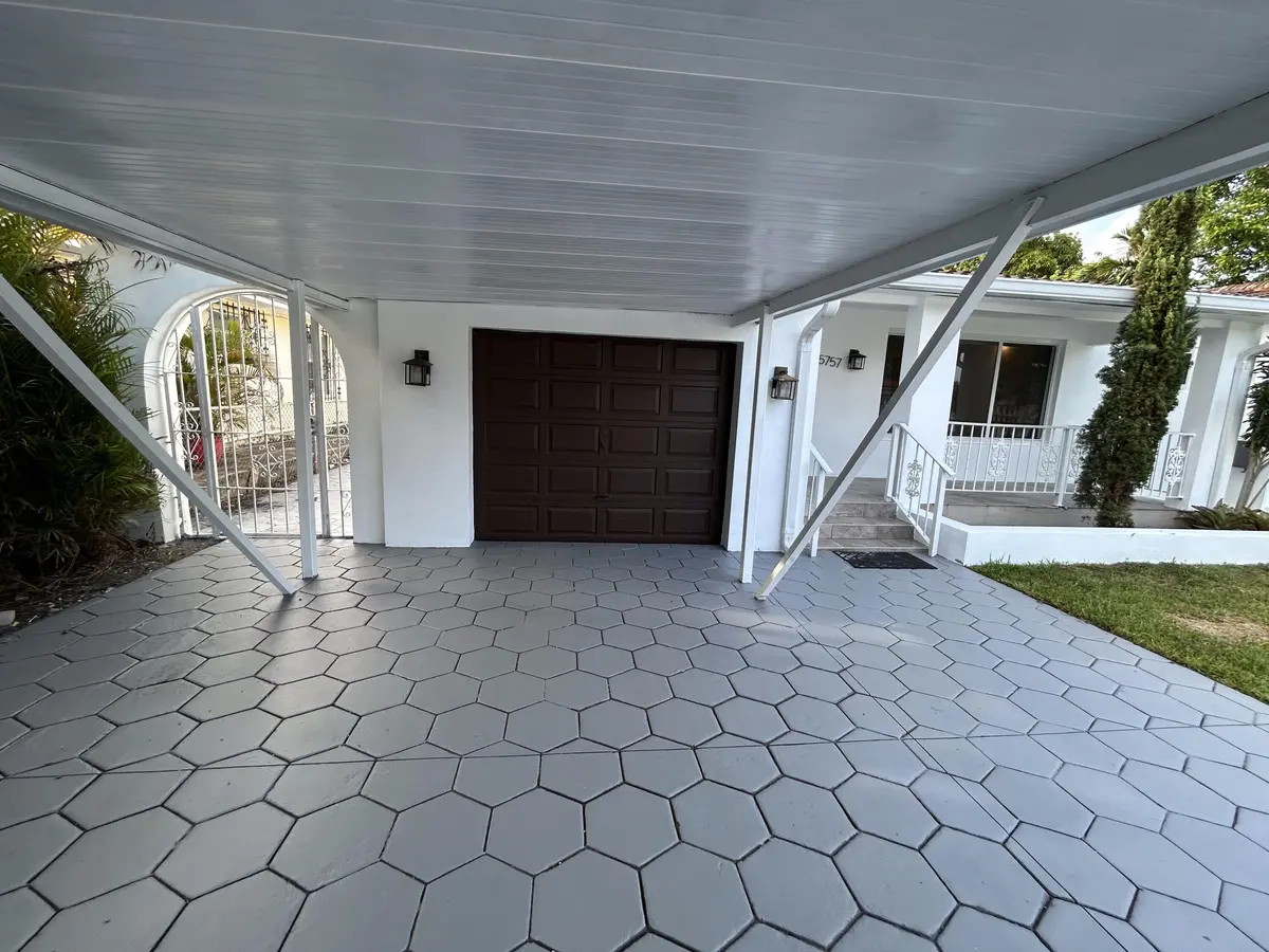 Garage at 5757 SW 3rd Street, Miami