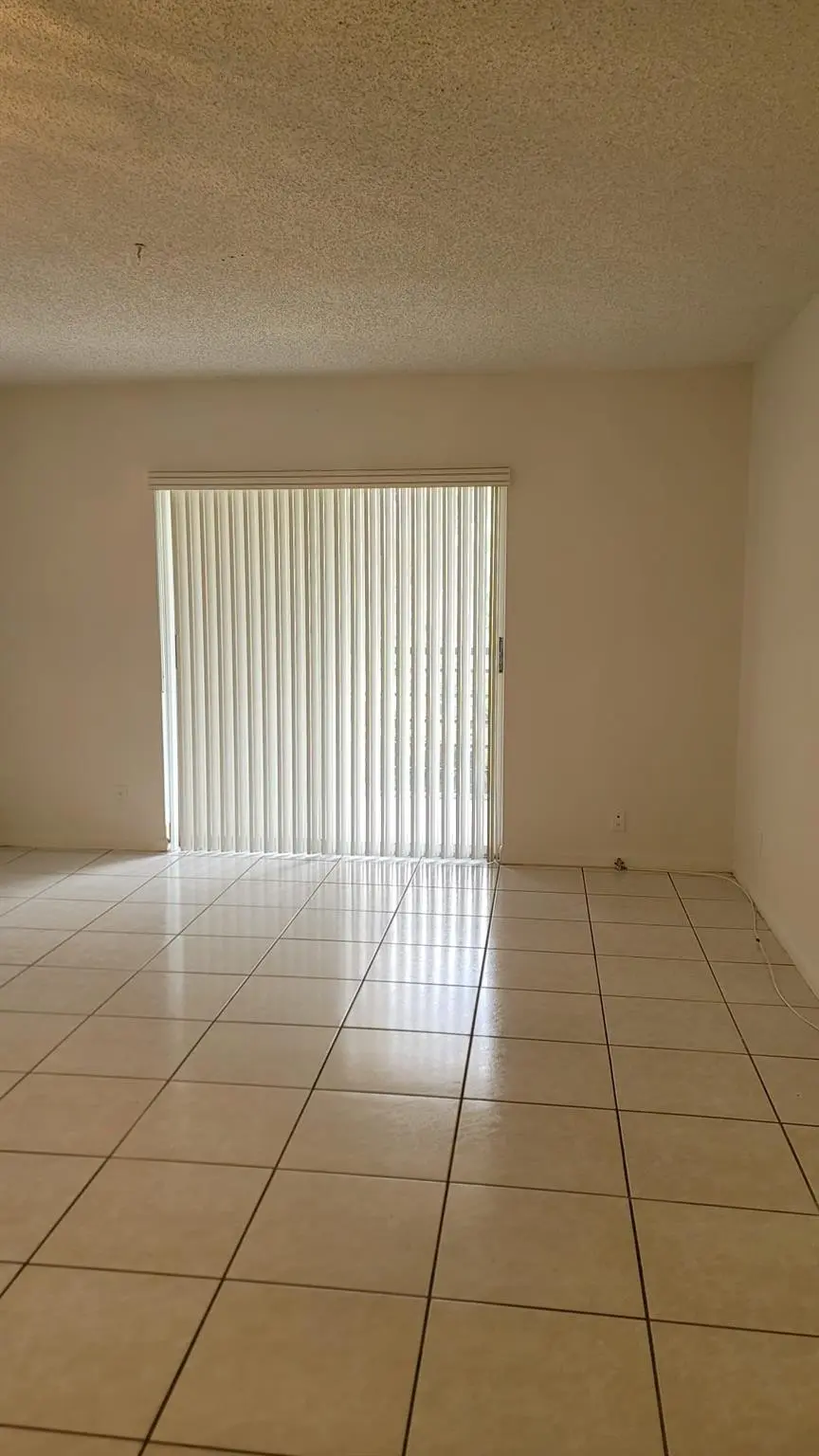 Photo 5 at 4394 NW 9th Avenue 20-3G, Deerfield Beach