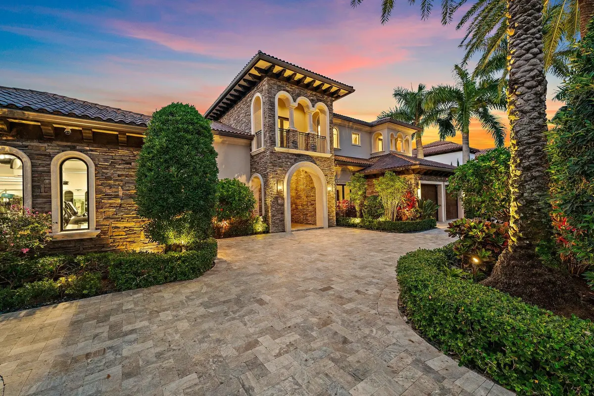 Front Elevation at 636 Hermitage Circle, Palm Beach Gardens