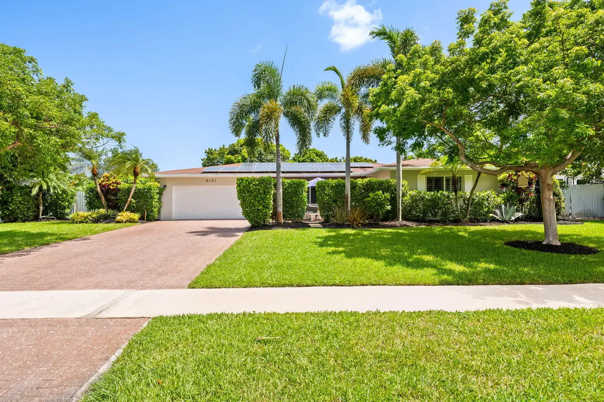 1-web-or-mls-DSC_4227 at 6131 SW 8th Street, Plantation